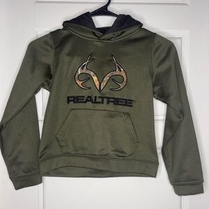 Boys Sz 4 Realtree Green Hoodie with Camo logo
